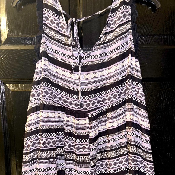 Flowy Aztec print top new w/ tags - Picture 1 of 5